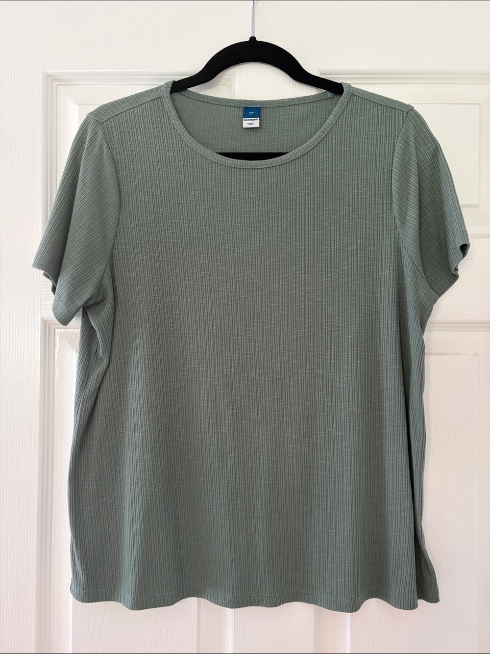 Old Navy Ribbed Short Sleeve Tee in Sage Green